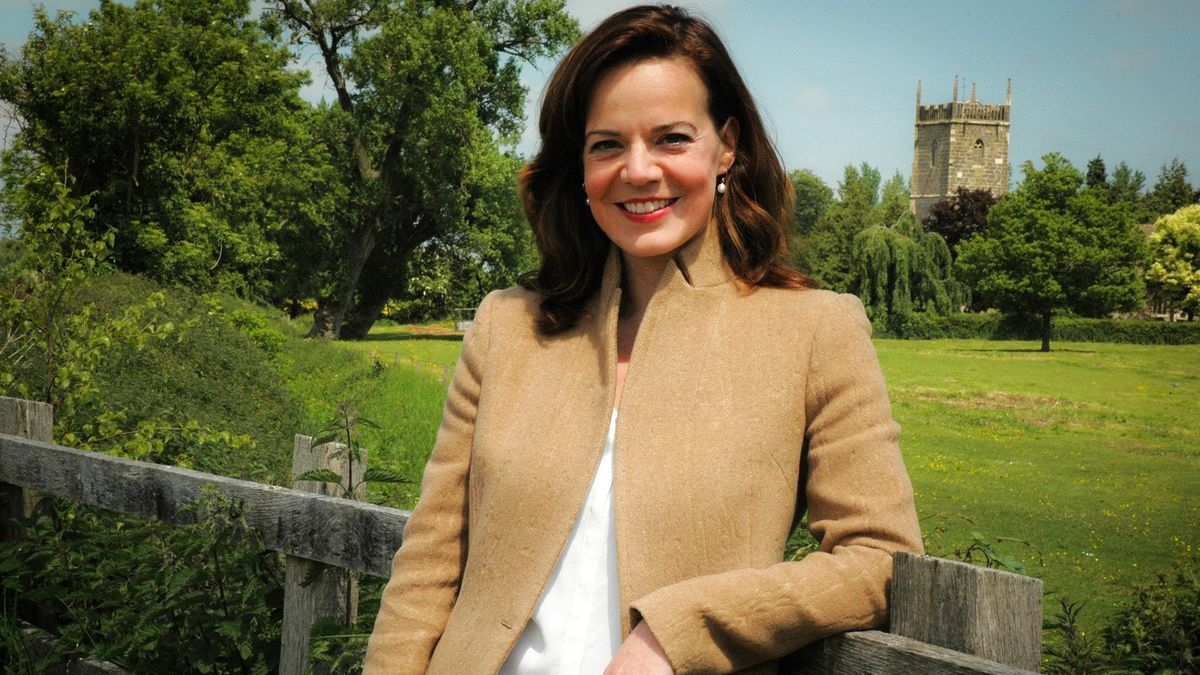 Medieval Lives: Birth, Marriage, Death