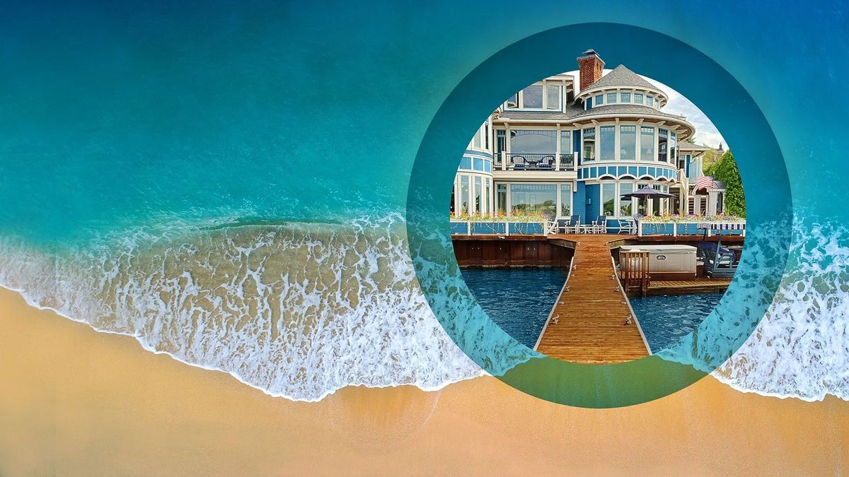 House Hunters: Amazing Water Homes