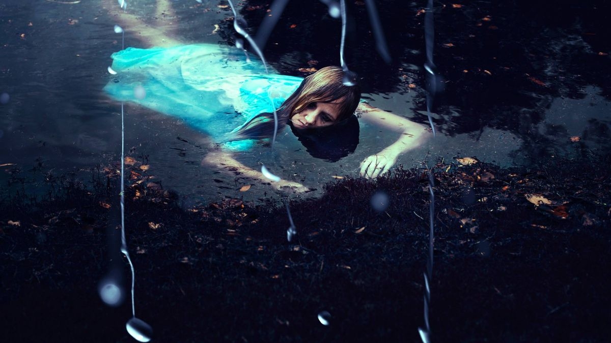 Dark Waters: Murder in the Deep