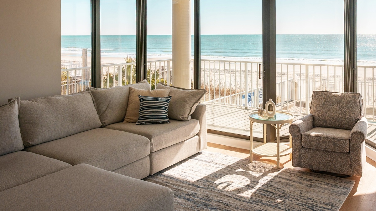 Beachfront Bargain Hunt: Renovation