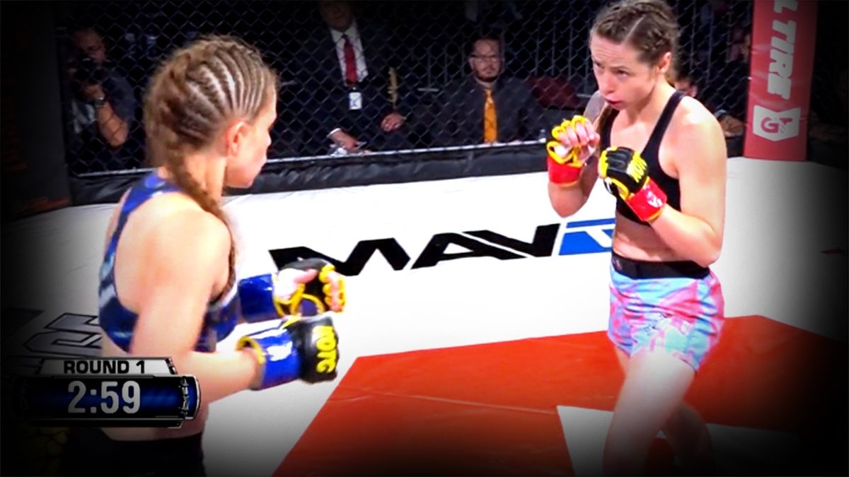 KOTC Cage Girls: Extreme Combat