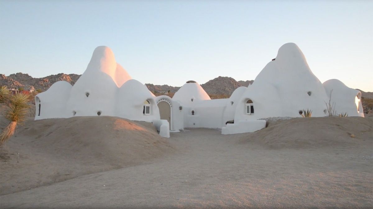 Building Off the Grid: Desert Domes