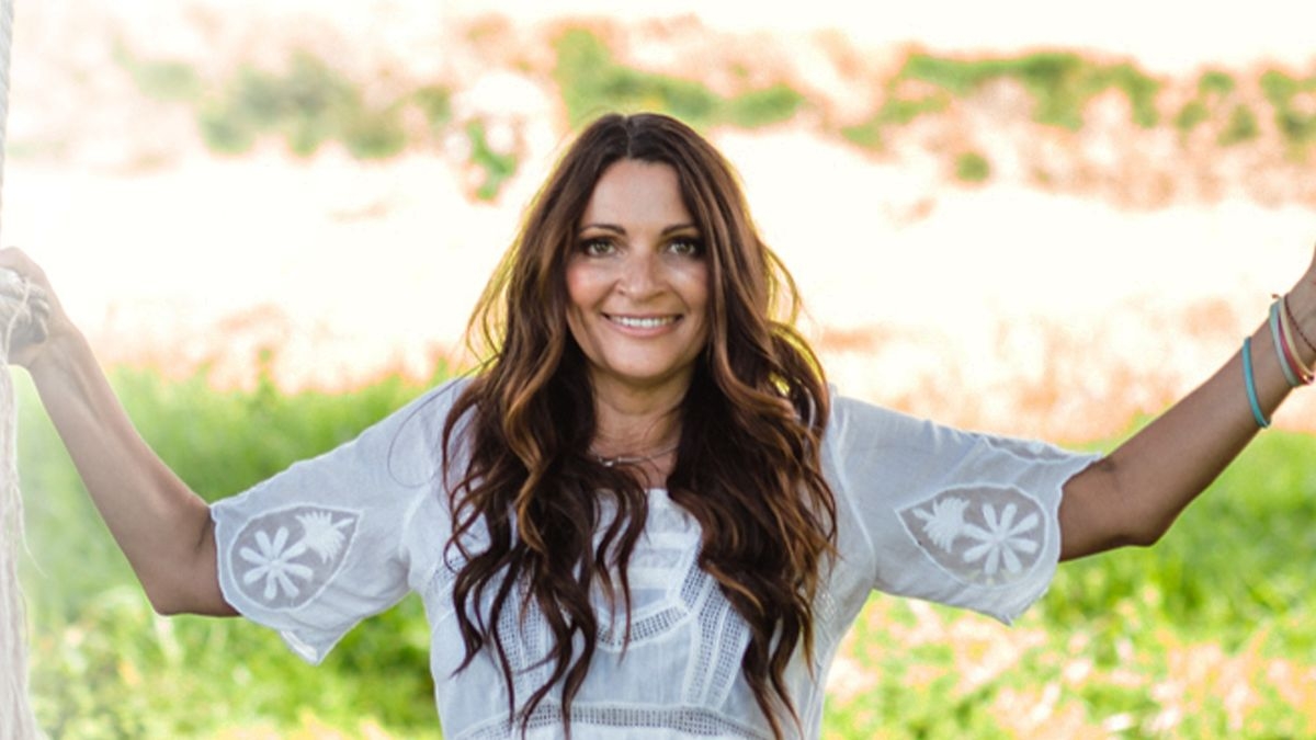 Recipes to Supercharge Your Life With Lee Holmes